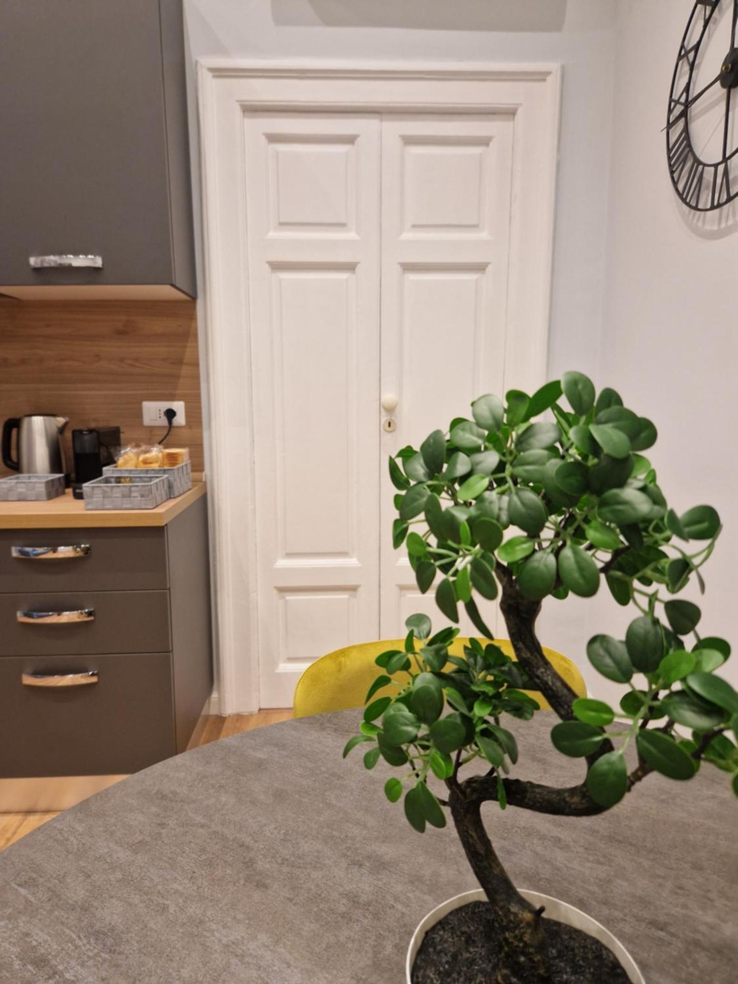 Dimora Luxury Alessia Apartment Bari Luaran gambar