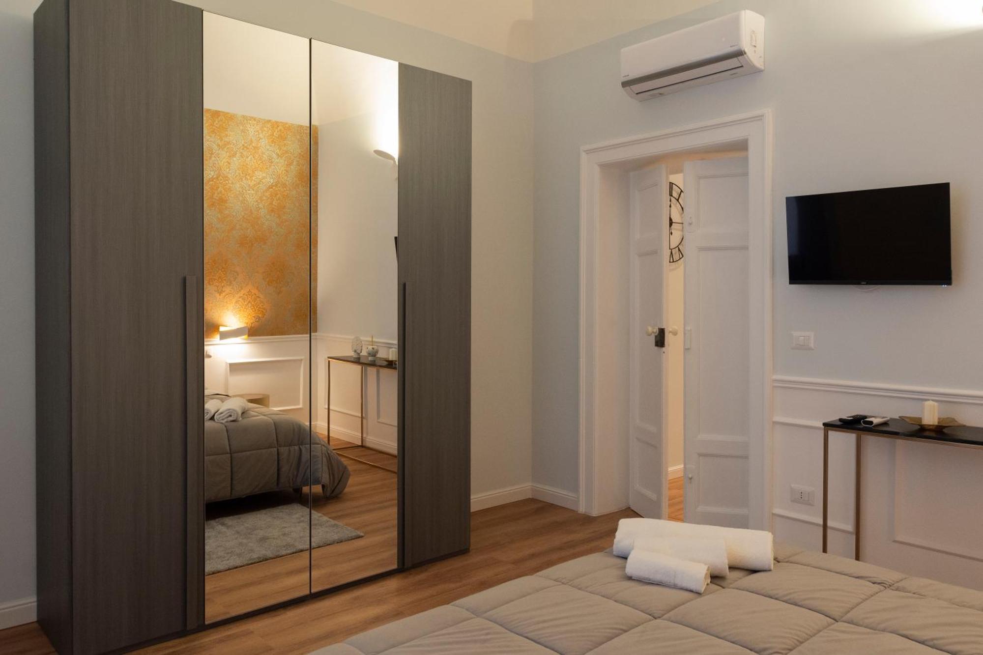 Dimora Luxury Alessia Apartment Bari Luaran gambar