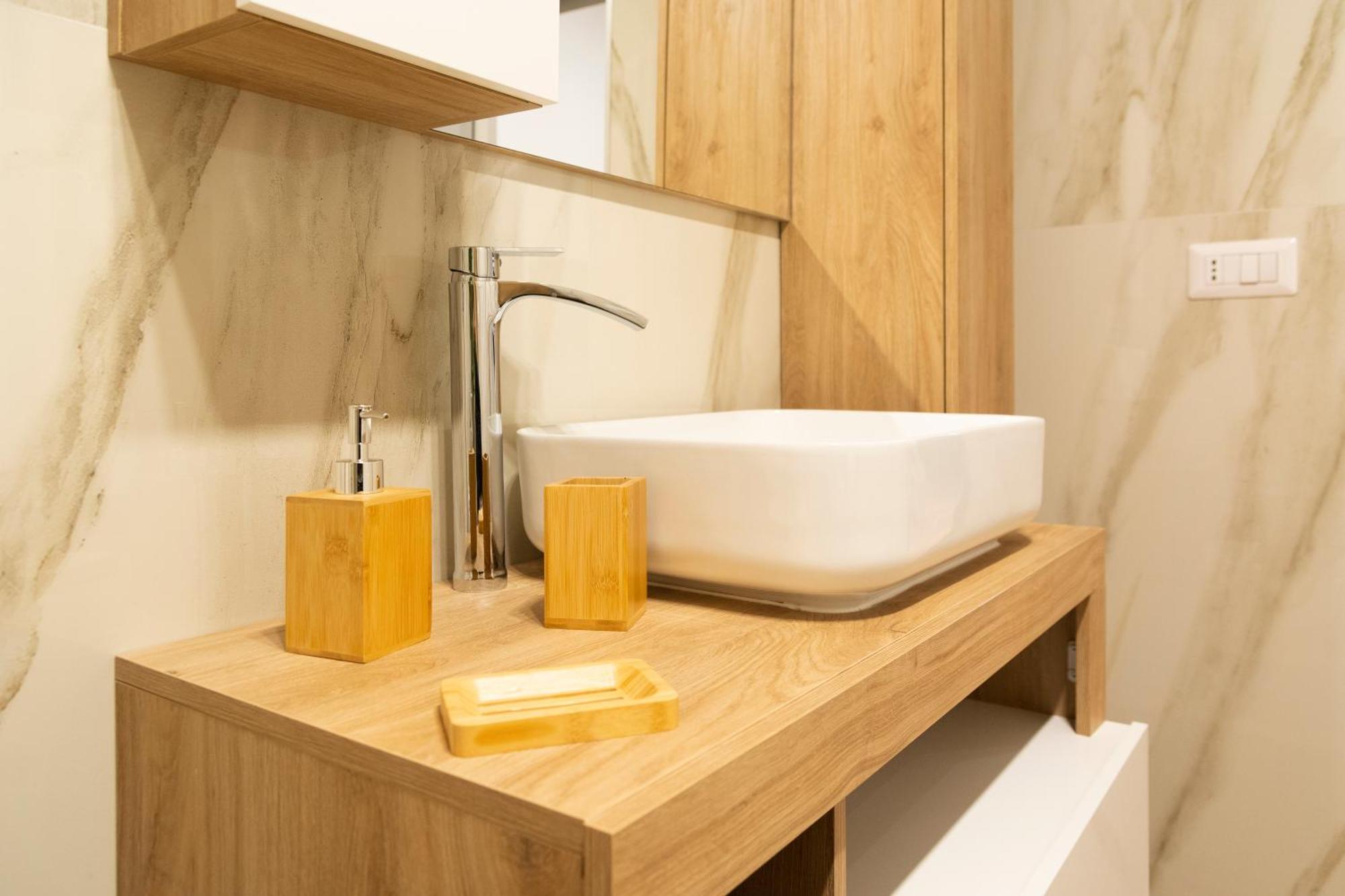 Dimora Luxury Alessia Apartment Bari Luaran gambar